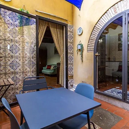 Apartment The Ancient Serragli Court *