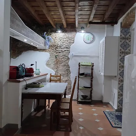 The Ancient Serragli Court *